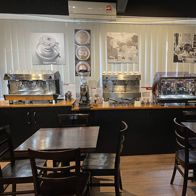 Pictures of how Malaysia Barista coffee machine supplier showroom and shop in Kuala Lumpur Malaysia. Also includes pictures of Malaysia Barista coffee machine supplier showroom and shop in Penang and other places.